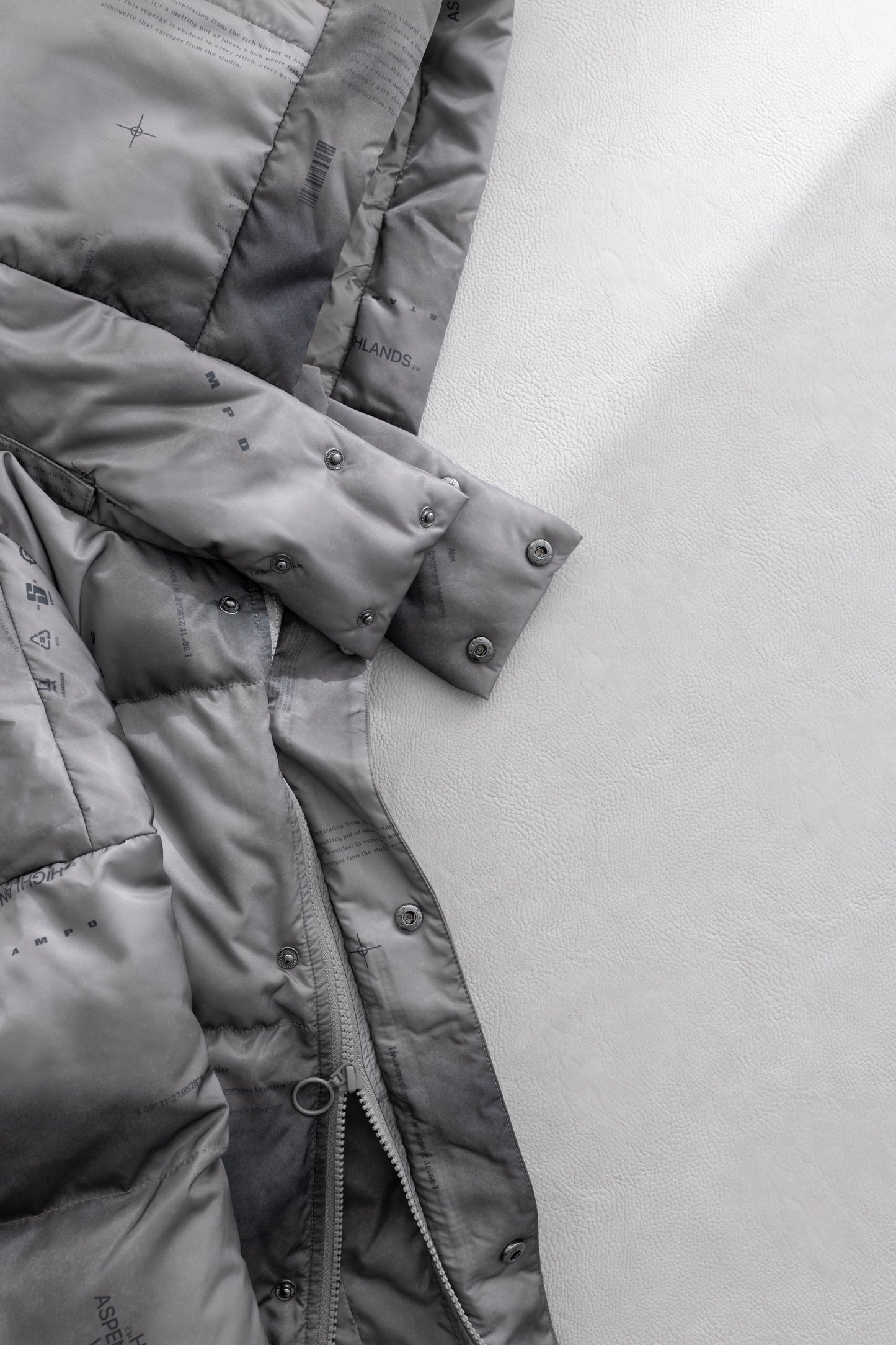 Ice Print Cropped Puffer