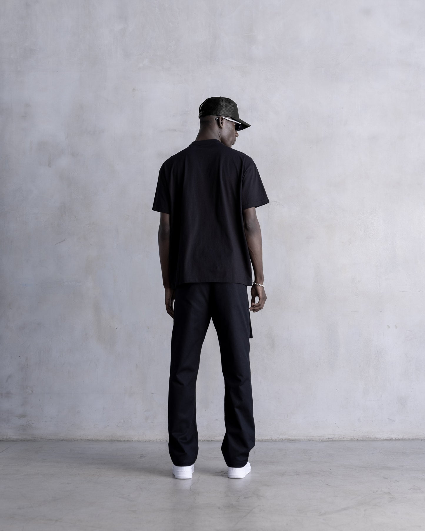 LA 001 Monogram Relaxed Tee