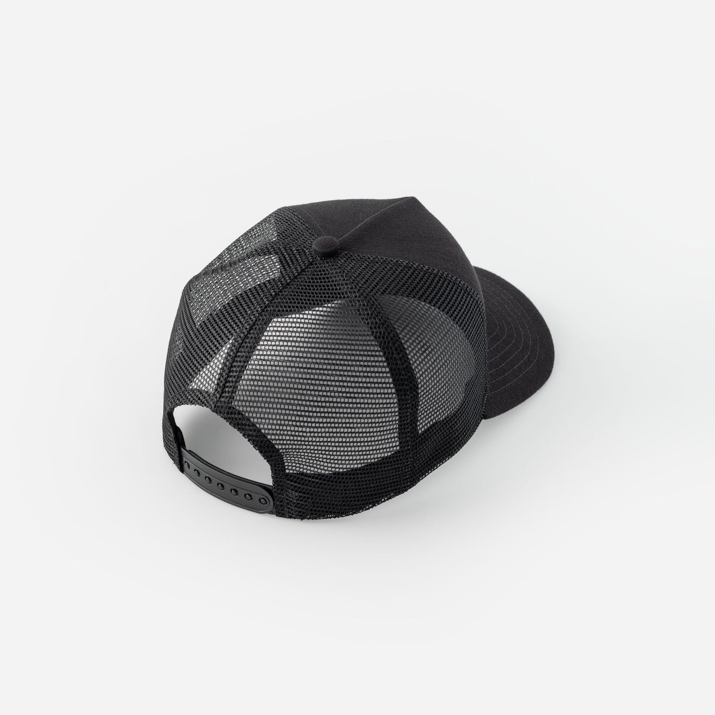 Strike Logo Label Trucker